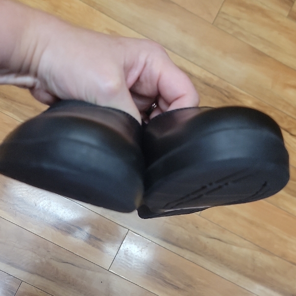 Clarks Suttyn Walk Size 9.5M Women's Black Slip-On Wedge Loafers NEW - Picture 7 of 16